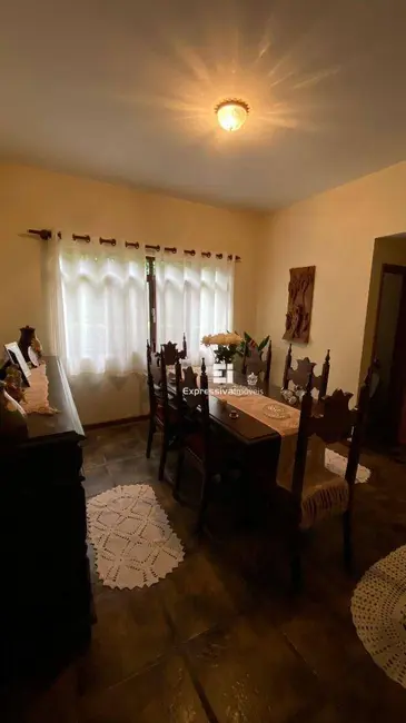 Foto 5 de Casa de Condomínio com 3 quartos à venda, 1428m2 em Parque das Laranjeiras, Itatiba - SP