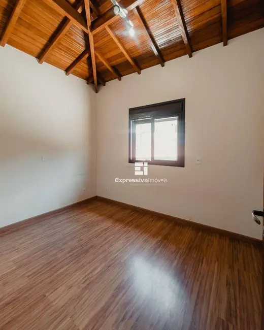 Foto 4 de Casa de Condomínio com 3 quartos à venda, 300m2 em Residencial Fazenda Serrinha, Itatiba - SP
