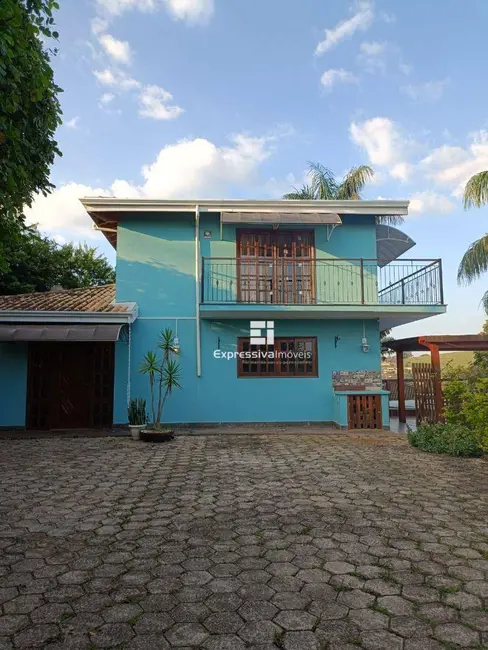 Chácara com 3 quartos à venda, 1408m2 em Jardim Leonor, Itatiba - SP - imagem 2 Foto 2 de Chácara com 3 quartos à venda, 1408m2 em Jardim Leonor, Itatiba - SP