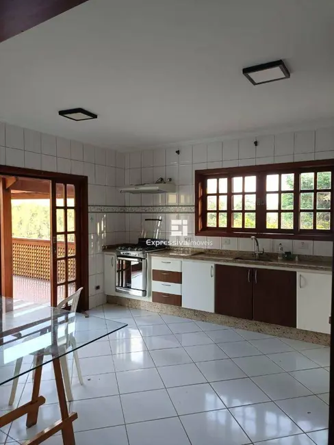 Chácara com 3 quartos à venda, 1408m2 em Jardim Leonor, Itatiba - SP - imagem 5 Foto 5 de Chácara com 3 quartos à venda, 1408m2 em Jardim Leonor, Itatiba - SP