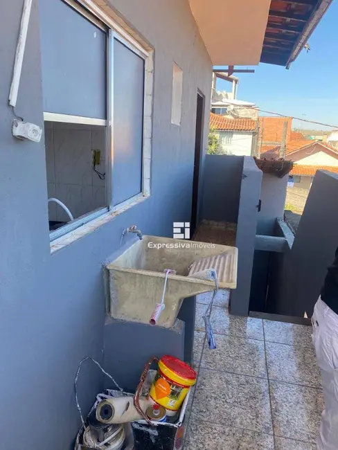 Foto 2 de Casa com 2 quartos para alugar, 125m2 em Jardim das Nações, Itatiba - SP