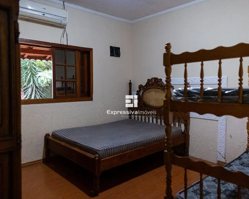 Foto 5 de Chácara com 2 quartos à venda, 1500m2 em Jardim do Leste, Itatiba - SP