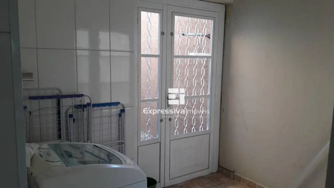 Foto 8 de Casa com 3 quartos à venda, 250m2 em Villaggio Fosuzzi, Itatiba - SP