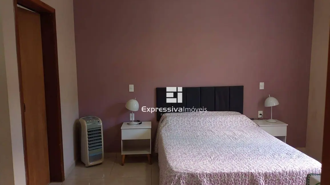Foto 6 de Casa com 3 quartos à venda, 250m2 em Villaggio Fosuzzi, Itatiba - SP