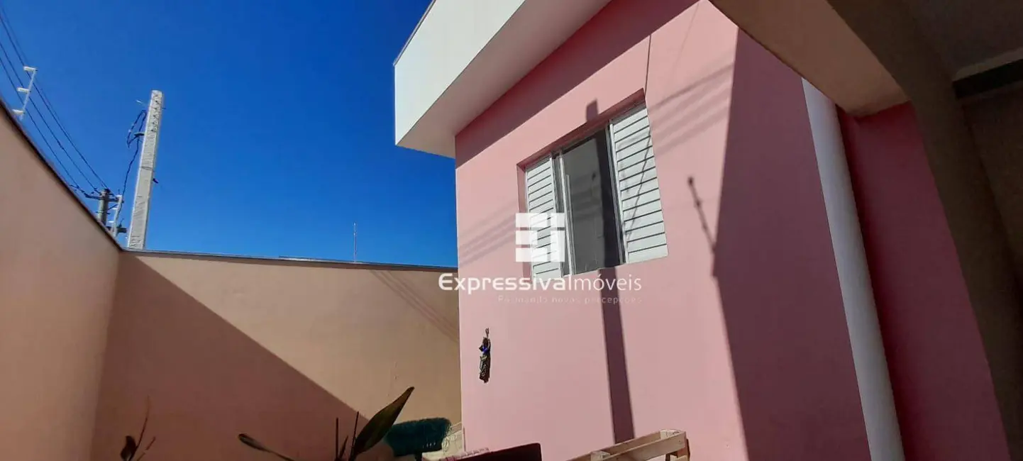 Foto 2 de Casa com 4 quartos à venda, 250m2 em Jardim Verona, Itatiba - SP