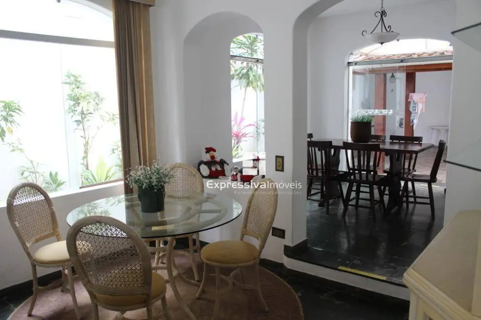 Foto 6 de Casa com 3 quartos à venda, 400m2 em Jardim Três Marias, Guaruja - SP