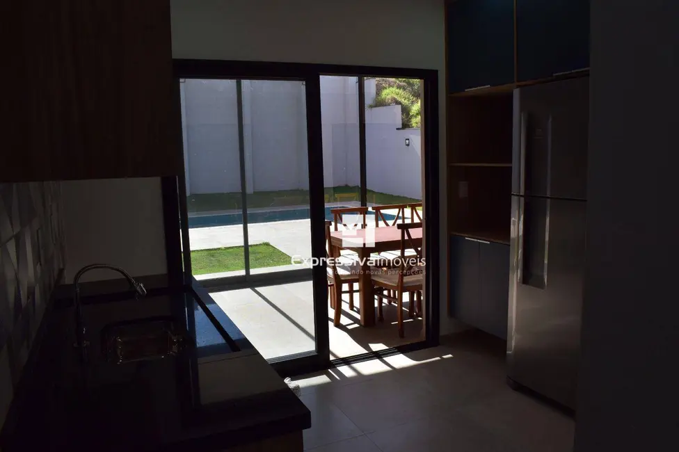 Foto 9 de Casa com 3 quartos à venda, 410m2 em Bairro Itapema, Itatiba - SP