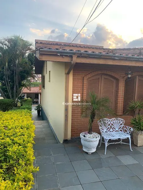 Foto 9 de Casa com 4 quartos à venda, 840m2 em Nova Itatiba, Itatiba - SP