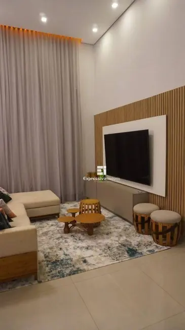 Foto 5 de Casa de Condomínio com 3 quartos à venda, 380m2 em Jardim Palladino, Itatiba - SP