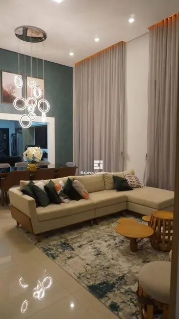 Foto 3 de Casa de Condomínio com 3 quartos à venda, 380m2 em Jardim Palladino, Itatiba - SP