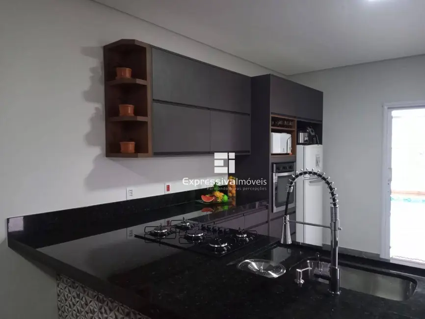 Foto 7 de Casa de Condomínio com 3 quartos à venda, 318m2 em Residencial Fazenda Serrinha, Itatiba - SP