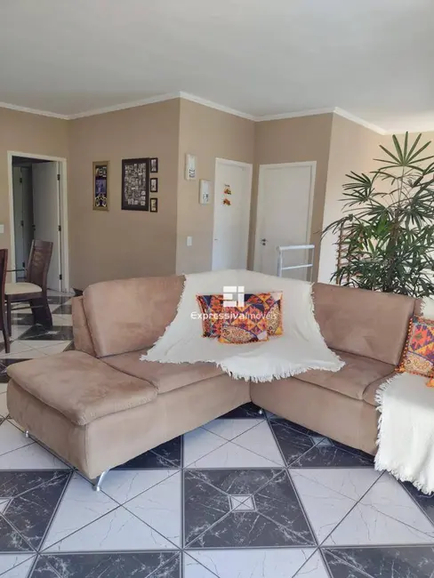 Foto 3 de Casa com 3 quartos à venda, 360m2 em Itatiba - SP