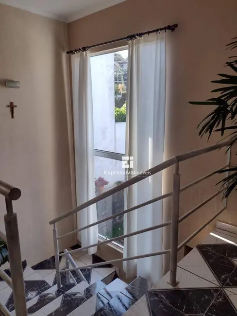 Foto 6 de Casa com 3 quartos à venda, 360m2 em Itatiba - SP