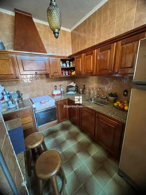 Foto 3 de Casa com 5 quartos à venda e para alugar, 337m2 em Vila Santa Luzia, Itatiba - SP