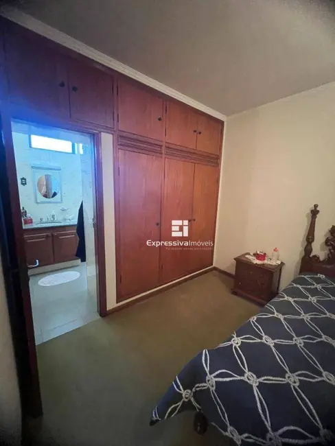Foto 7 de Casa com 5 quartos à venda e para alugar, 337m2 em Vila Santa Luzia, Itatiba - SP