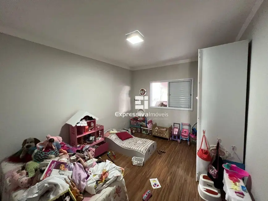 Foto 8 de Casa com 3 quartos à venda, 250m2 em Loteamento Residencial Central Park II, Itatiba - SP