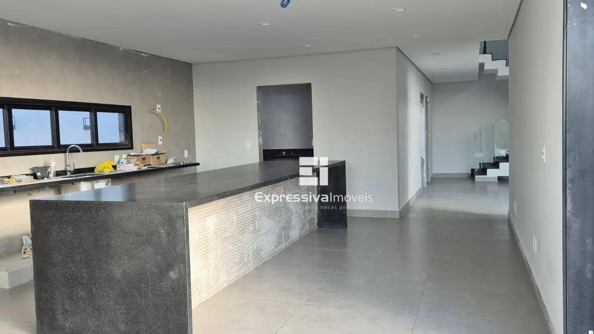 Casa de Condomínio com 4 quartos à venda, 383m2 em Itatiba - SP - imagem 7 Foto 7 de Casa de Condomínio com 4 quartos à venda, 383m2 em Itatiba - SP