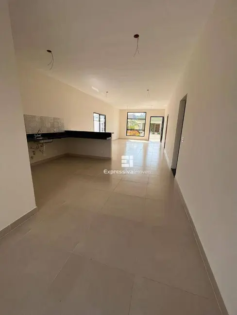 Foto 2 de Casa de Condomínio com 3 quartos à venda, 500m2 em Chácara Santa Cruz dos Pires, Itatiba - SP