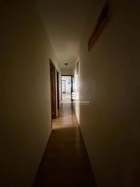 Foto 4 de Casa com 2 quartos à venda, 125m2 em Jardim Mateus, Itatiba - SP