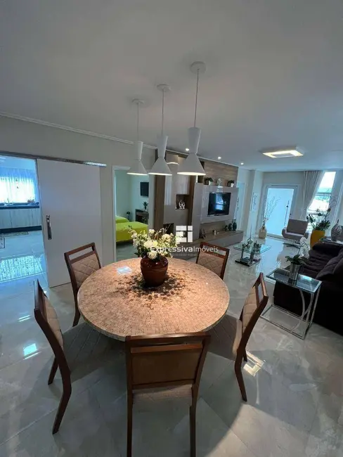 Foto 8 de Casa de Condomínio com 4 quartos à venda, 348m2 em Residencial Fazenda Serrinha, Itatiba - SP