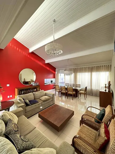 Foto 3 de Casa com 3 quartos à venda, 600m2 em Nova Itatiba, Itatiba - SP