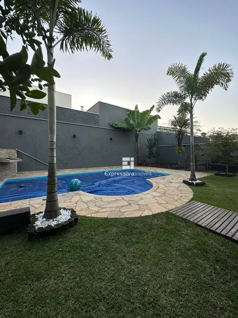 Foto 1 de Casa com 3 quartos à venda, 300m2 em Loteamento Itatiba Country Club, Itatiba - SP