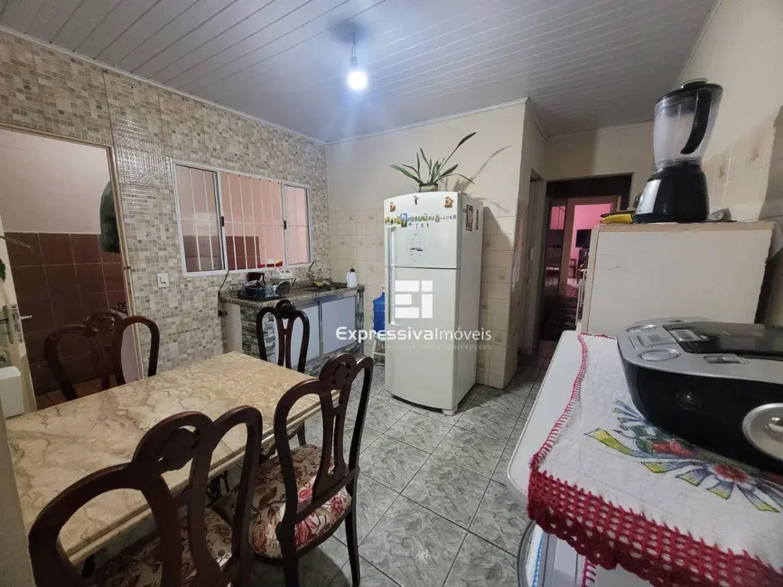 Foto 4 de Casa com 2 quartos à venda, 125m2 em Jardim México, Itatiba - SP