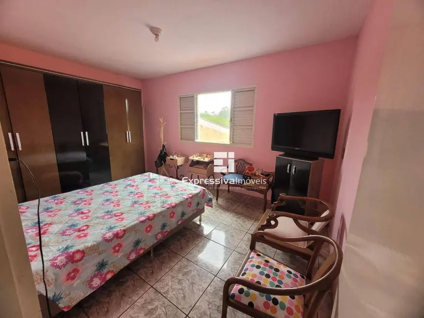 Foto 5 de Casa com 2 quartos à venda, 125m2 em Jardim México, Itatiba - SP