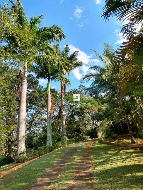 Chácara com 3 quartos à venda e para alugar, 5002m2 em Condomínio Itaembu, Itatiba - SP - imagem 5 Foto 5 de Chácara com 3 quartos à venda e para alugar, 5002m2 em Condomínio Itaembu, Itatiba - SP