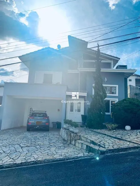 Foto 1 de Casa com 3 quartos à venda, 300m2 em Loteamento Itatiba Country Club, Itatiba - SP