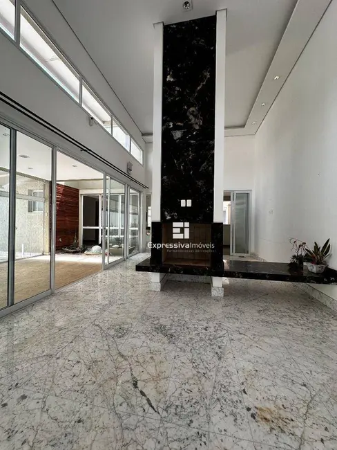 Foto 9 de Casa de Condomínio com 3 quartos à venda, 600m2 em Residencial Fazenda Serrinha, Itatiba - SP