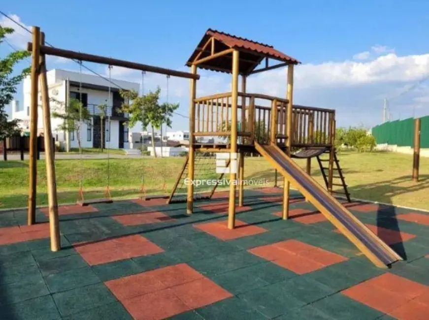 Foto 5 de Terreno / Lote à venda, 587m2 em Itatiba - SP