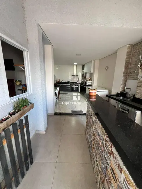 Foto 8 de Casa com 3 quartos à venda, 188m2 em Jardim Novo Horizonte, Itatiba - SP