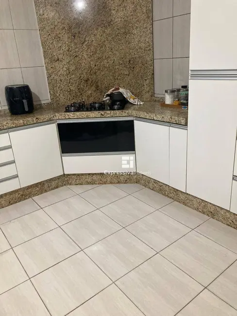 Foto 4 de Casa com 3 quartos à venda, 127m2 em Jardim Ipê, Itatiba - SP