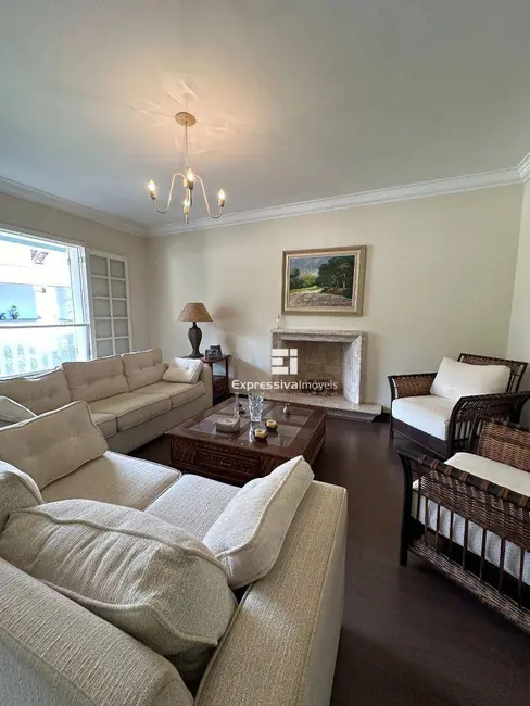 Casa de Condomínio com 4 quartos à venda, 712m2 em Parque das Laranjeiras, Itatiba - SP - imagem 9 Foto 9 de Casa de Condomínio com 4 quartos à venda, 712m2 em Parque das Laranjeiras, Itatiba - SP