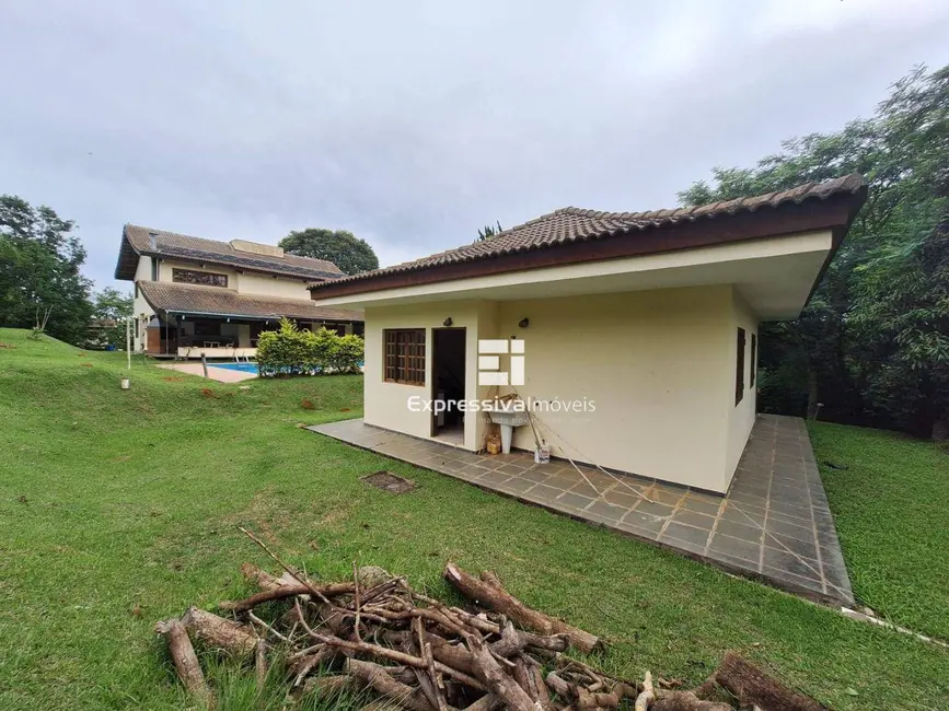 Foto 4 de Chácara com 4 quartos à venda e para alugar, 5000m2 em Condomínio Itaembu, Itatiba - SP