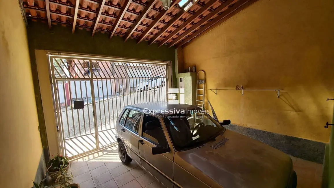 Foto 2 de Casa com 2 quartos à venda, 137m2 em Novo Cruzeiro, Itatiba - SP