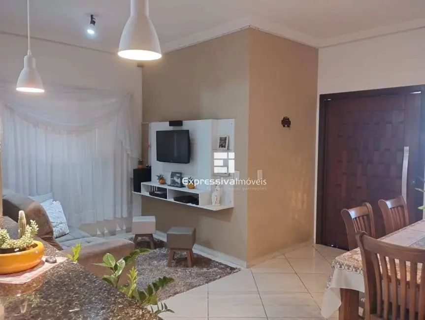 Foto 9 de Casa com 2 quartos à venda, 180m2 em Loteamento Residencial Terra Nova, Itatiba - SP