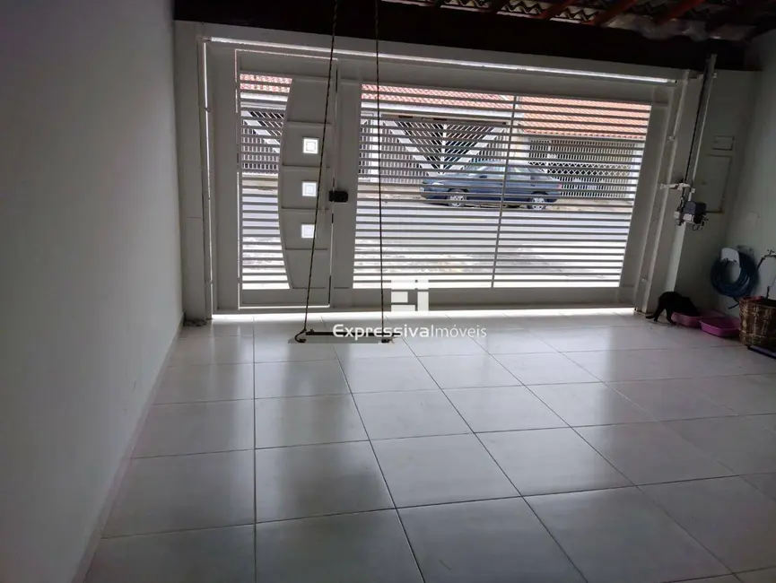 Foto 3 de Casa com 2 quartos à venda, 138m2 em Jardim Santa Filomena, Itatiba - SP