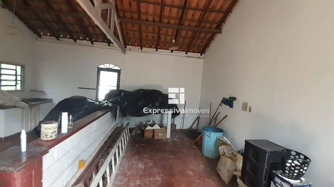 Foto 7 de Chácara com 2 quartos à venda, 360m2 em Vila São Caetano, Itatiba - SP
