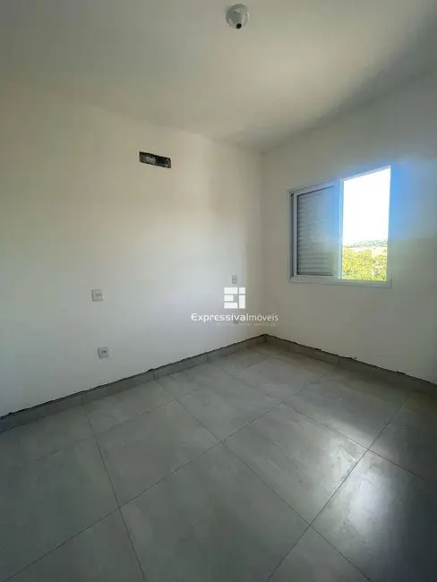 Foto 9 de Sobrado com 2 quartos à venda, 50m2 em Loteamento Parque da Colina II, Itatiba - SP