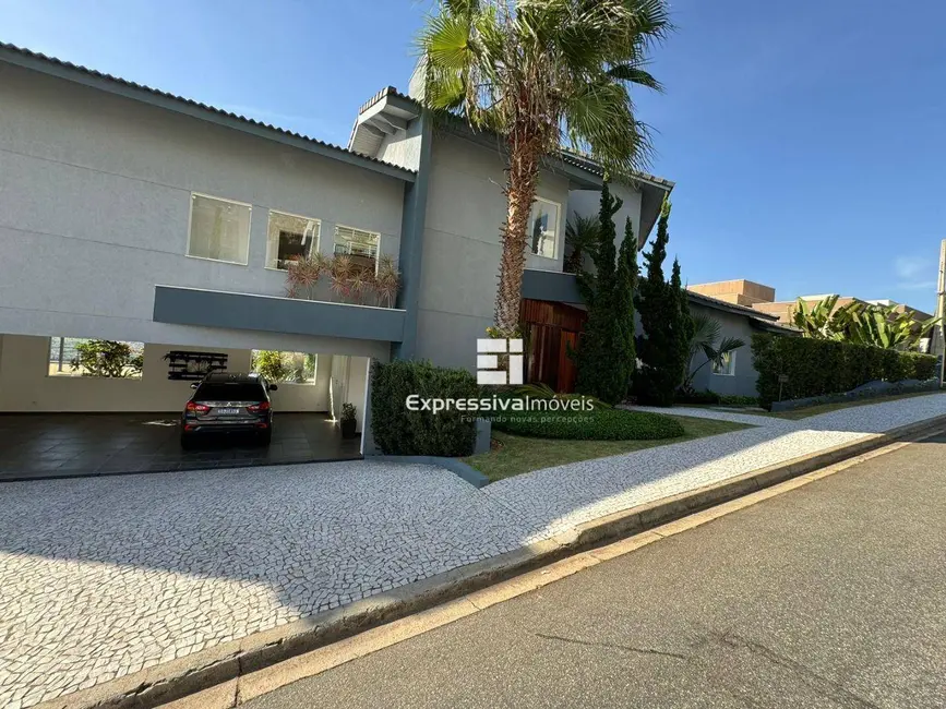 Foto 3 de Casa de Condomínio com 4 quartos à venda e para alugar, 962m2 em Residencial Fazenda Serrinha, Itatiba - SP