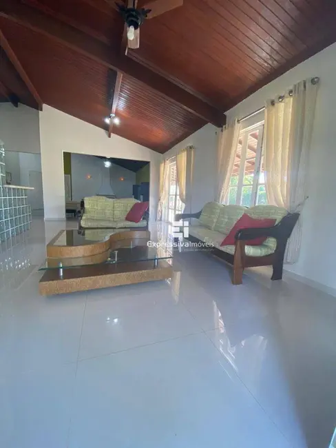 Foto 2 de Casa de Condomínio com 4 quartos à venda, 2000m2 em Capela do Barreiro, Itatiba - SP