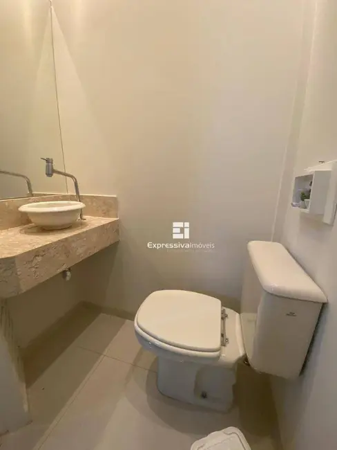 Foto 8 de Casa de Condomínio com 4 quartos à venda, 2000m2 em Capela do Barreiro, Itatiba - SP