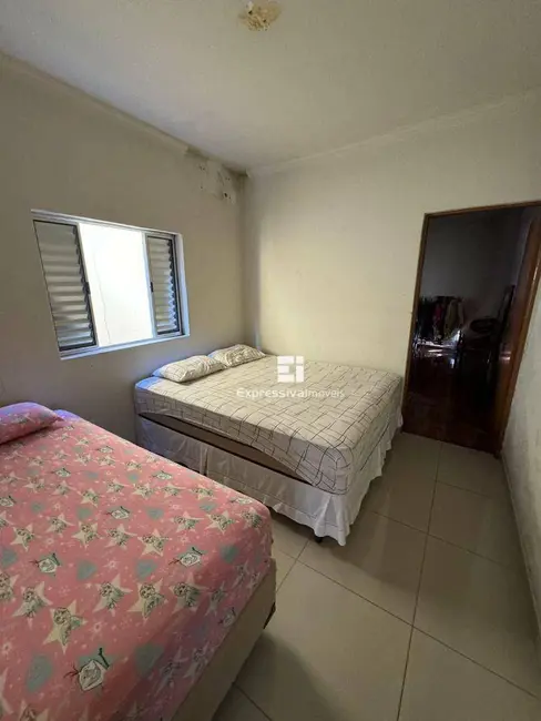 Foto 8 de Casa com 3 quartos à venda, 210m2 em Jardim Harmonia, Itatiba - SP