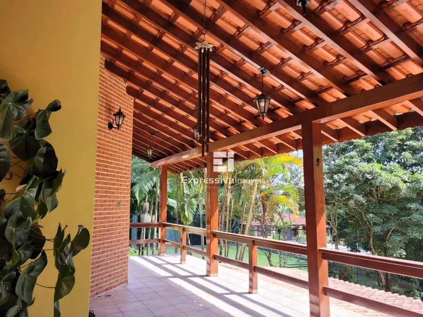 Chácara com 6 quartos à venda, 5800m2 em Condomínio Itaembu, Itatiba - SP - imagem 9 Foto 9 de Chácara com 6 quartos à venda, 5800m2 em Condomínio Itaembu, Itatiba - SP
