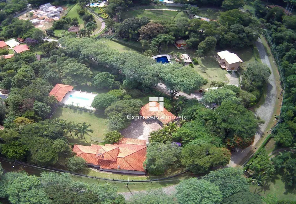 Chácara com 6 quartos à venda, 5800m2 em Condomínio Itaembu, Itatiba - SP - imagem 3 Foto 3 de Chácara com 6 quartos à venda, 5800m2 em Condomínio Itaembu, Itatiba - SP