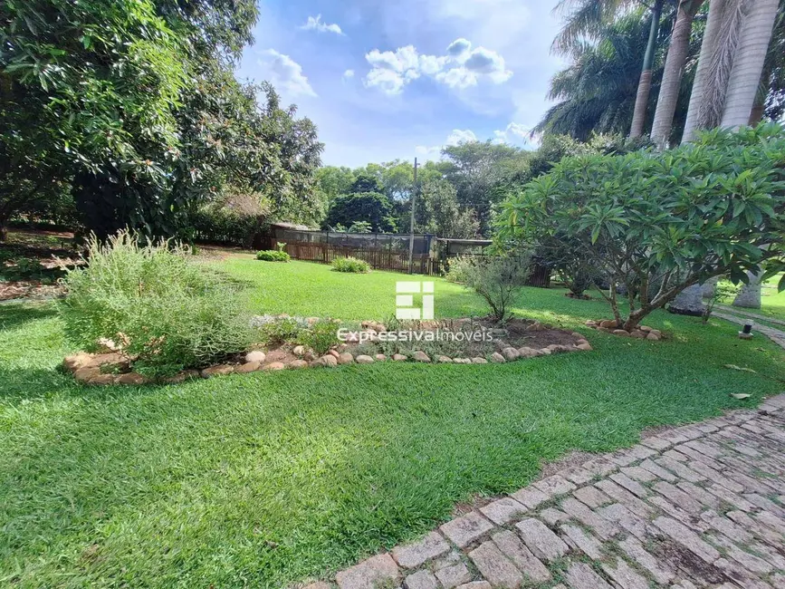 Chácara com 4 quartos à venda, 5492m2 em Condomínio Itaembu, Itatiba - SP - imagem 3 Foto 3 de Chácara com 4 quartos à venda, 5492m2 em Condomínio Itaembu, Itatiba - SP