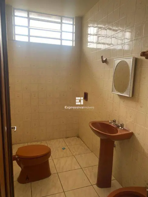 Foto 8 de Casa com 1 quarto à venda, 452m2 em Jardim México, Itatiba - SP