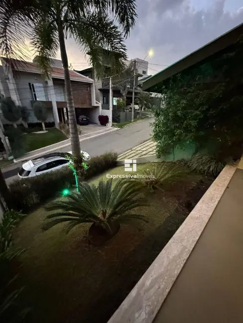 Foto 4 de Casa com 3 quartos à venda e para alugar, 300m2 em Loteamento Itatiba Country Club, Itatiba - SP